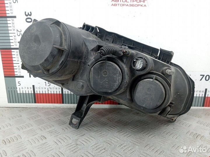 Фара передняя для Alfa Romeo 159 (939) 60695978