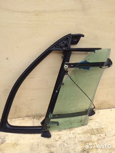 Рамка двери передней правой в сборе Audi A4 B7