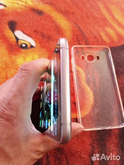 Samsung Galaxy J7 (2016), 2/16 ГБ