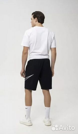 Шорты Nike Tech Fleece Big Swoosh