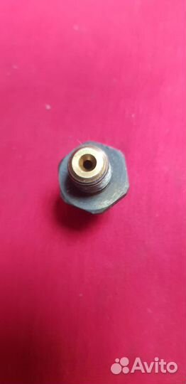 Датчик давления масла Мазда 6 gg,Форд Фокус 1