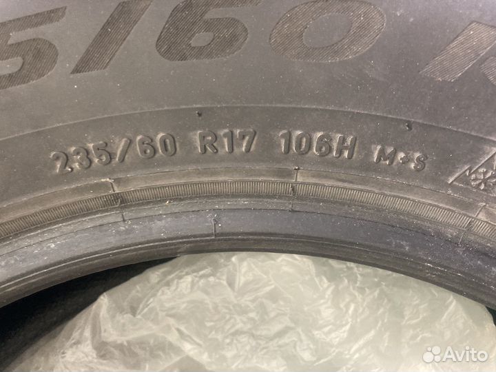 Pirelli Ice Zero 235/60 R17 106H
