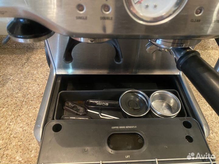 Кофемашина bork c801