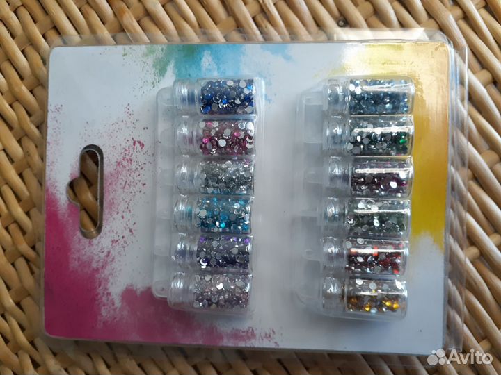 Декор для дизайна ногтей в баночках