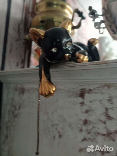 Статуэтка кошка фарфор