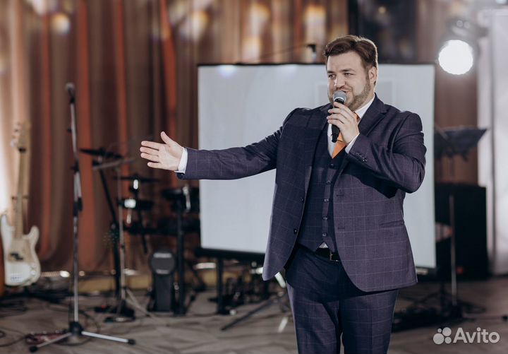 Профессиональный ведущий Василий Elvis Моргунов