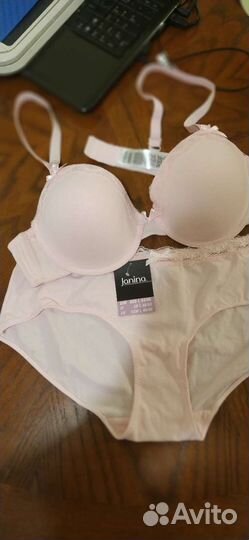 Женское нижнее белье новое комплект
