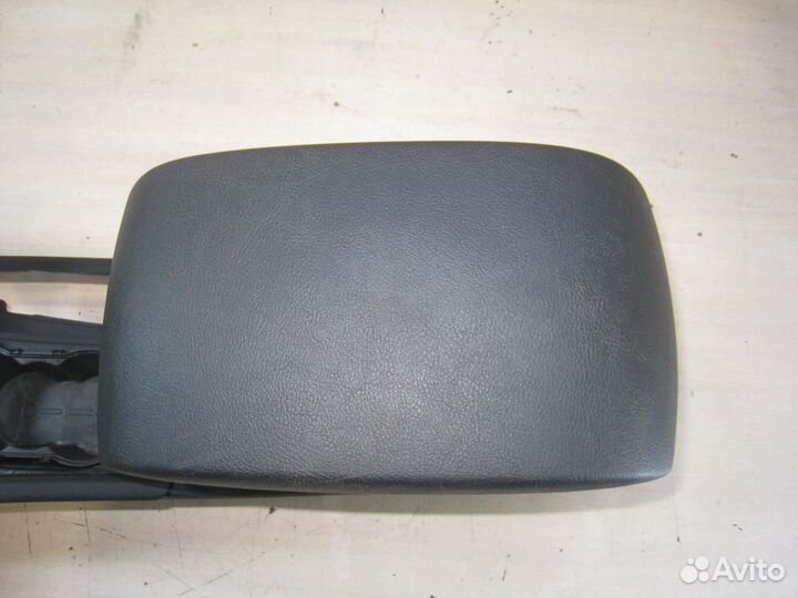 Консоль центральная с подлокотником Ford Mondeo 4