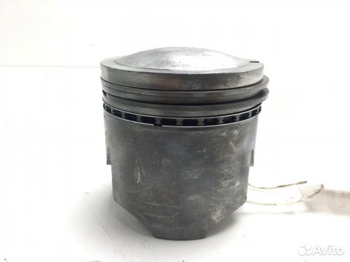 Поршень Toyota Soarer MZ10 mteu 1982