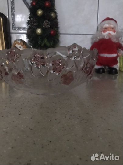 Салатник из Чешского цветного стекла