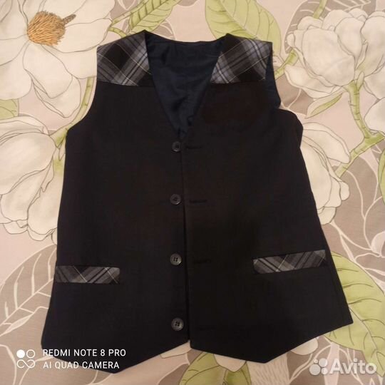 Жилетка для мальчика школьная 128