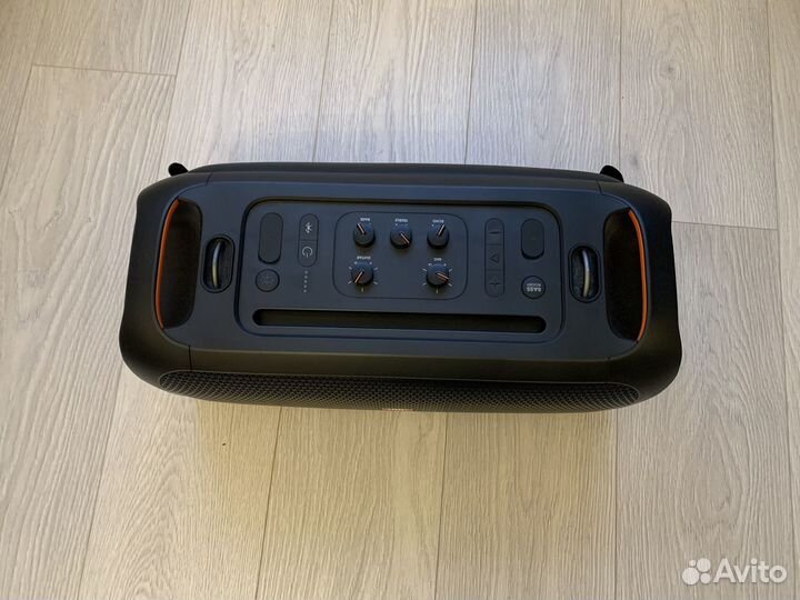 JBL PartyBox On-The-Go Портативная акустика