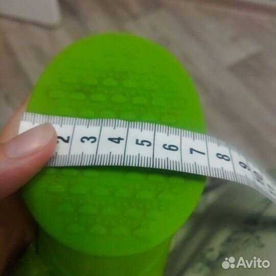 Для собак обувь, игрушки