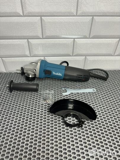 Ушм болгарка makita 125