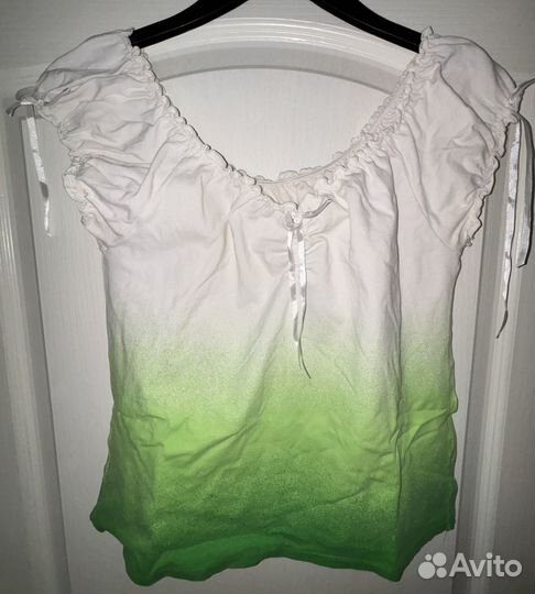 Футболка женская