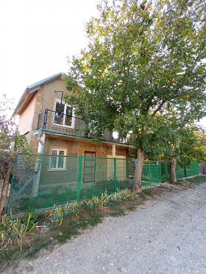 Дом 71,7 м² на участке 6 сот.