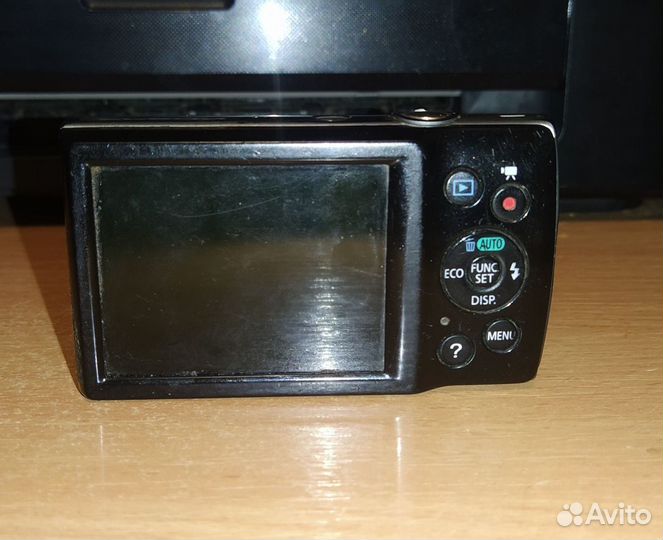 Компактный фотоаппарат canon ixus