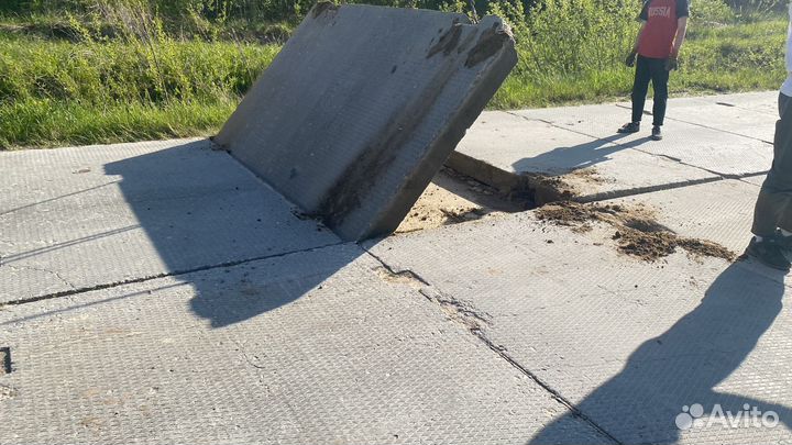 Плиты дорожные 3х1.75 бу