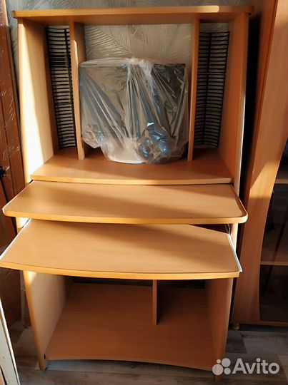 Компьютерный стол - парта