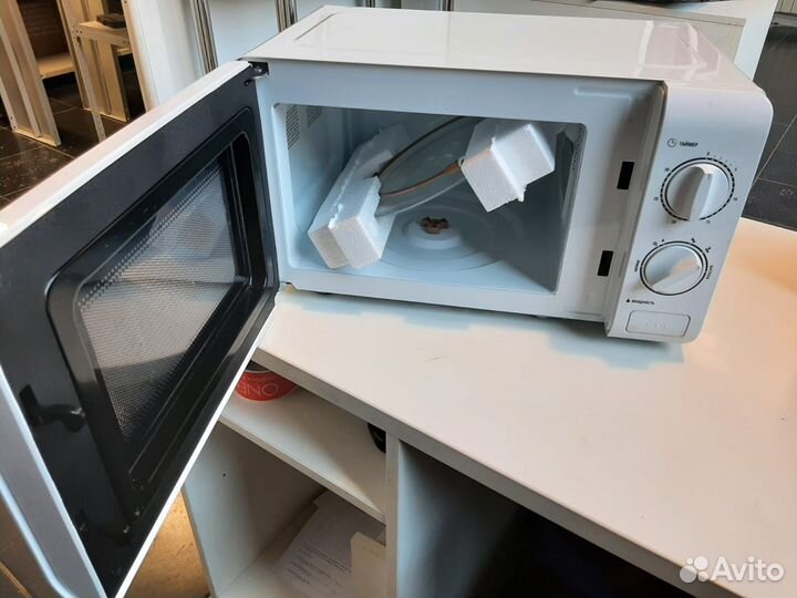 Микроволновая печь 20 л Binatone