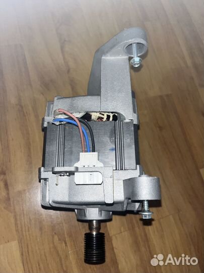 Двигататель стиральной машины