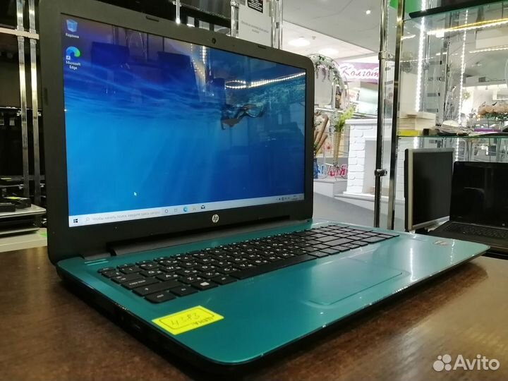 Ноутбук HP 15-ay580ur Intel Core i3 на гарантии