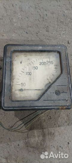 Лабораторные амперметр и вольтметр 1957 и 1956 гв