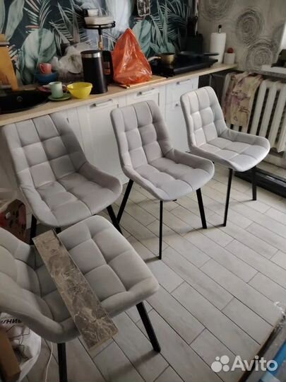 Стулья для кухни 4 шт