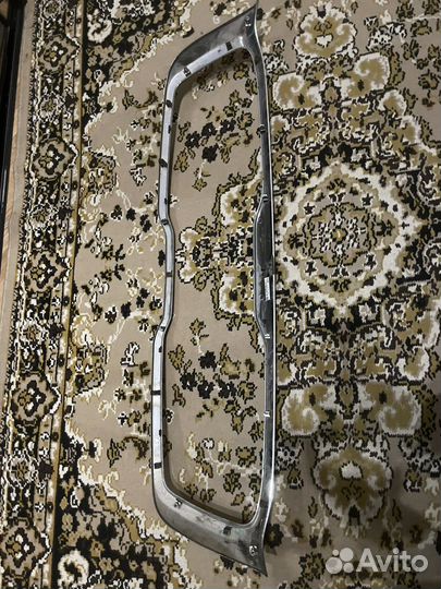 Рамка решетки радиатора Kia Sorento Prime