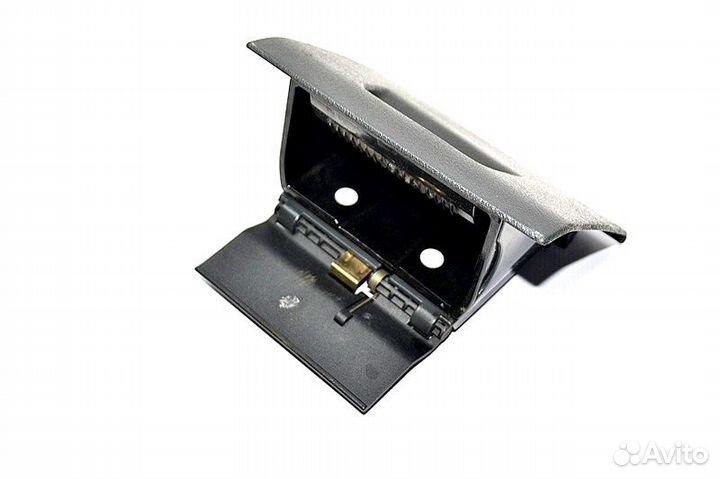 Пепельница MAN TGA 18.480 (01.00)