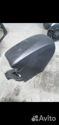 Подлокотник Hyundai Sonata VI