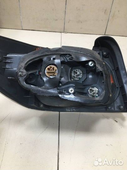 Фонарь задний правый Mazda CX-7