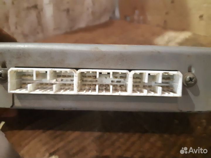 Блок управления ABS Mitsubishi Pajero 2