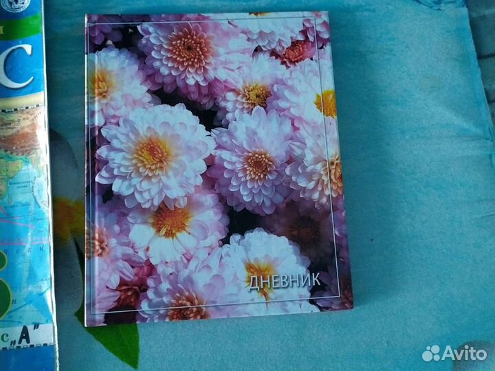 Контурная карта 7 кл. новая, атлас 6 кл, дневник