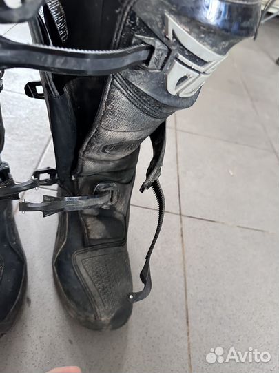 Ботинки для мотокросса