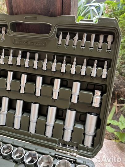 Набор инструментов 108 предметов дело техники