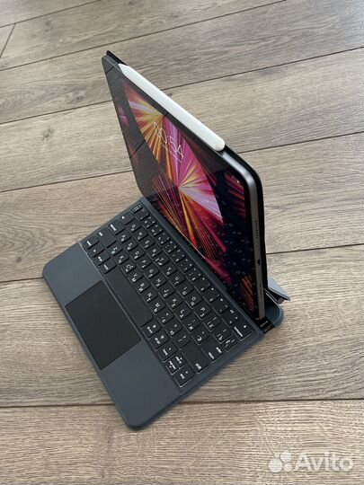 Apple iPad Pro 11 M1 128Gb+Apple Pencil+клавиатура