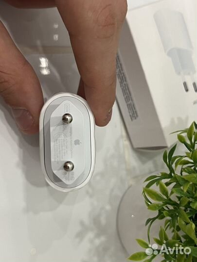 Оригинальная зарядка на iPhone блок+кабель 20w