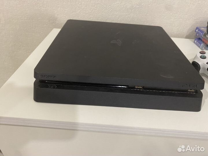 Sony PS4 slim 1tb
