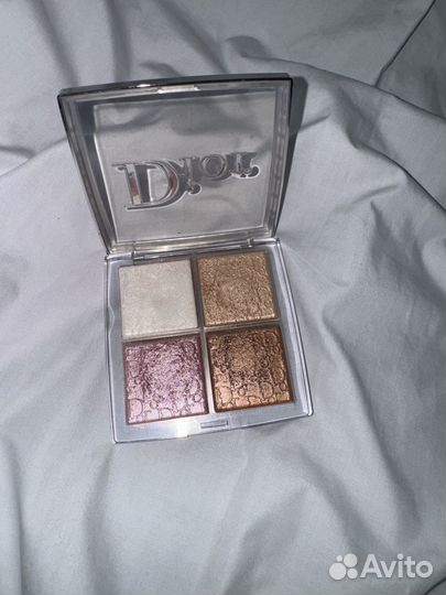 Dior палетка хайлайтер