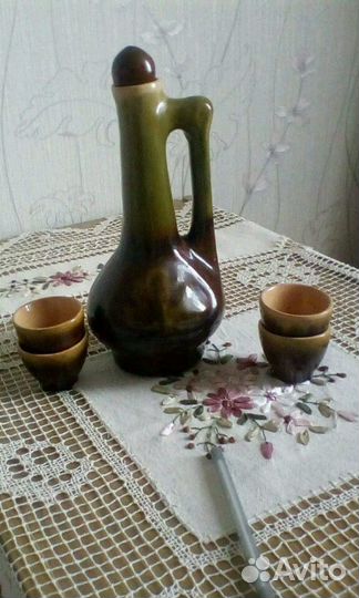 Кувшин и 4 стаканчика