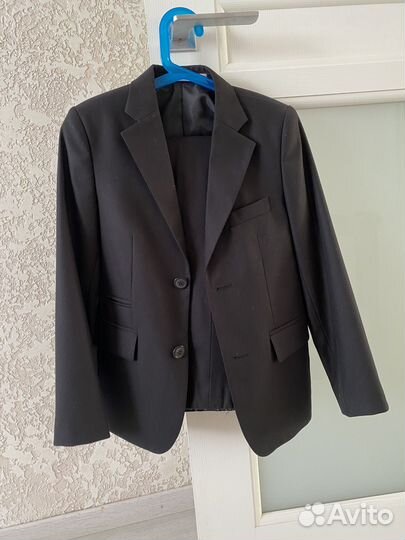 Школьный костюм для мальчика 140 черный