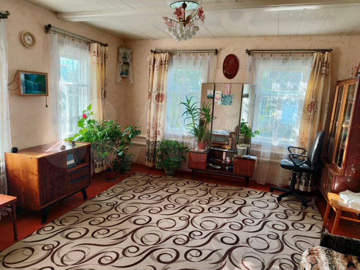 Дом 47,9 м² на участке 2,3 сот.