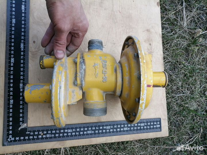 Газовый редуктор рдгд - 20 в шрп. Задвижки, краны