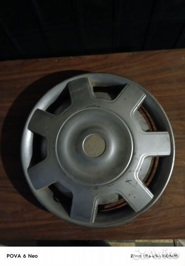 Колпак на колесо