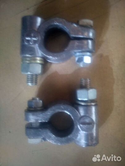 Клемы на аккумулятор свиенцовые