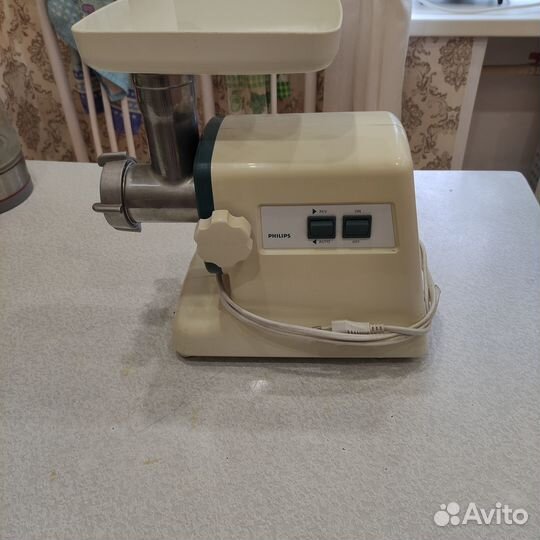 Электромясорубка philips
