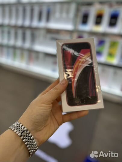 iPhone SE (2020), 128 ГБ