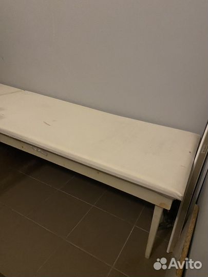 Кушетка медицинская