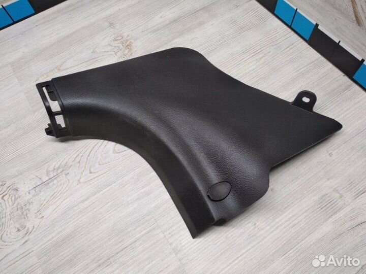 Обшивка стойки передняя правая Hyundai Santa Fe CM